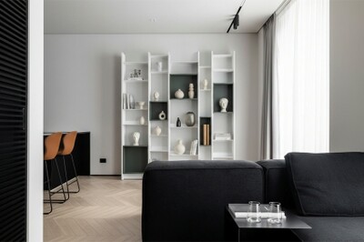 Стеллажи / Комоды